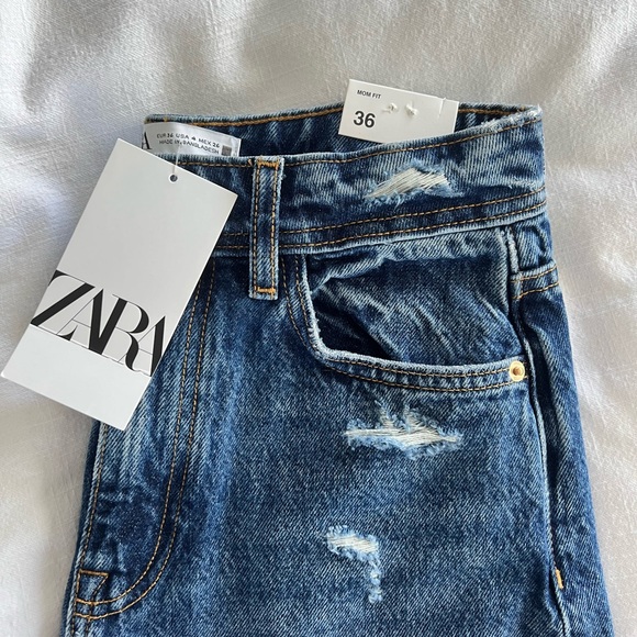 ✨ NWT Zara Mom Fit Jeans - Picture 3 of 4